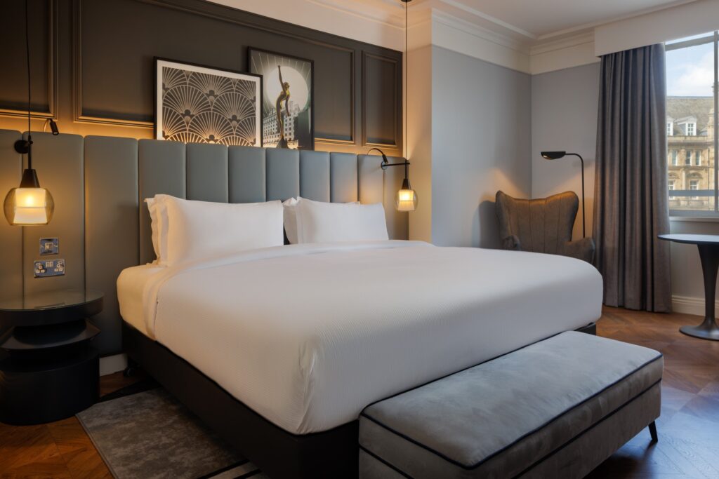 The Queens Hotel King View